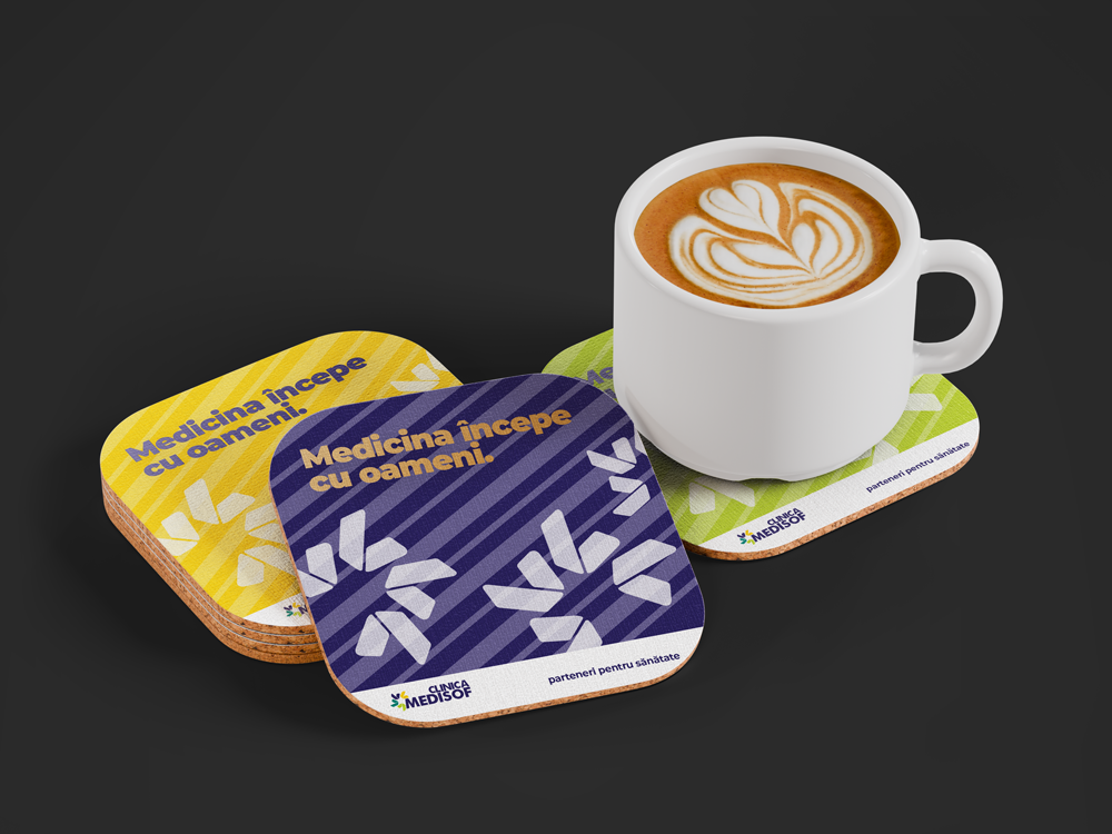 Coaster design pentru Clinica Medisof - realizat de Idea Lab Creative Agency Craiova